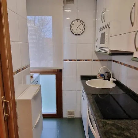 Balmes 8 - 6 Pax Centrico Y Plaza De Garaje - Vut-4831-as Apartment Gijon