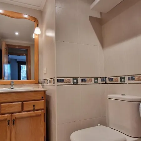Balmes 8 - 6 Pax Centrico Y Plaza De Garaje - Vut-4831-as Apartamento *