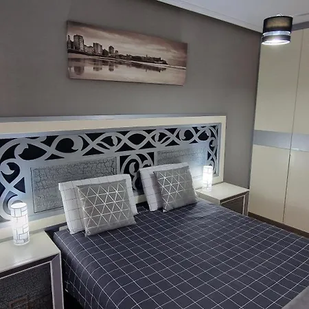 Balmes 8 - 6 Pax Centrico Y Plaza De Garaje - Vut-4831-as Gijón
