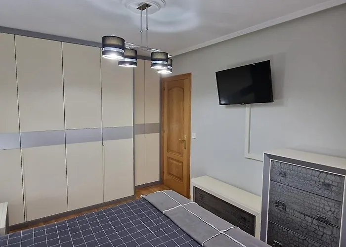 Balmes 8 - 6 Pax Céntrico Y Plaza De Garaje - Vut-4831-as Appartement Gijón