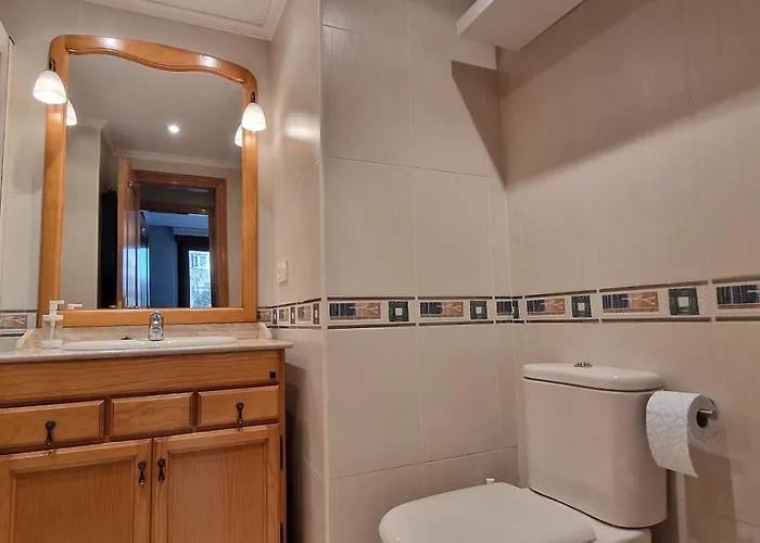 Balmes 8 - 6 Pax Centrico Y Plaza De Garaje - Vut-4831-as Apartment *